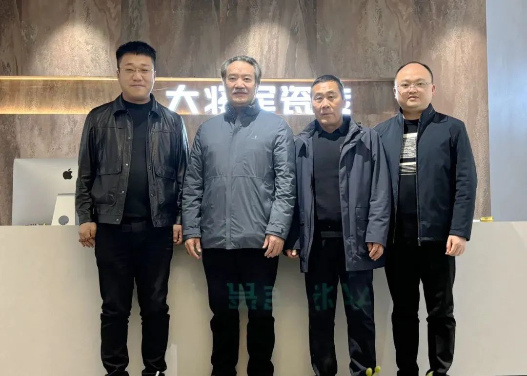 戰略牽引，直擊一線(xiàn)丨將軍陶瓷集團柳朝陽(yáng)董事長(cháng)深入走訪(fǎng)終端市場(chǎng)(圖4)